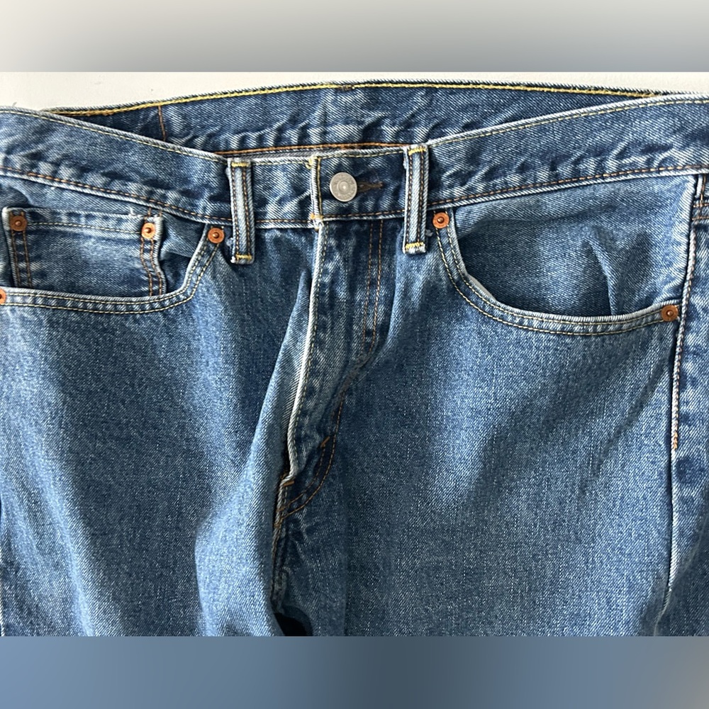 LEVIS 505 men’s size 35x30 jeans - Picture 2 of 5